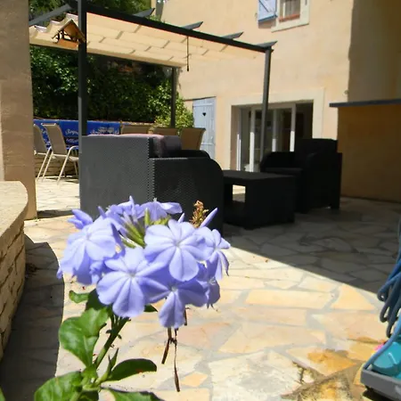 Roque Blanc Villas Holiday park *