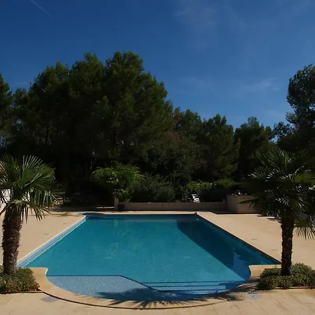 Holiday park Roque Blanc Villas La Roque-d'Antheron