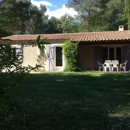 Roque Blanc Villas * La Roque-d'Antheron