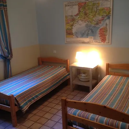 Roque Blanc Villas Holiday park La Roque-d'Antheron