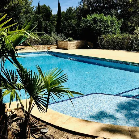 Roque Blanc Villas *