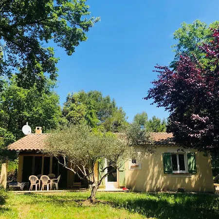 Roque Blanc Villas * La Roque-d'Antheron